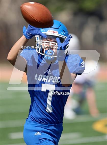 Thumbnail 1 in Agoura @ Lompoc photogallery.