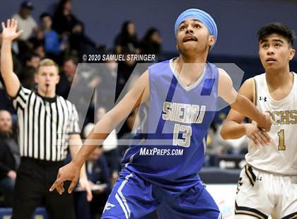 Thumbnail 2 in Central Catholic @ Sierra photogallery.