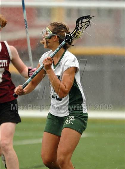 Thumbnail 2 in Yorktown vs. Garden City (NYSPHSAA Class B Final) photogallery.