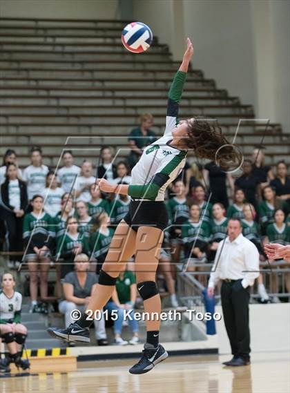 Thumbnail 3 in O'Connor vs Reagan (UIL 6A Regional Quarterfinal) photogallery.