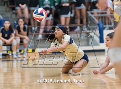 Thumbnail 1 in O'Connor vs Reagan (UIL 6A Regional Quarterfinal) photogallery.