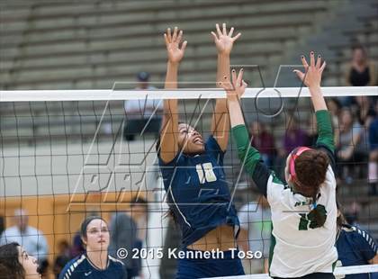 Thumbnail 2 in O'Connor vs Reagan (UIL 6A Regional Quarterfinal) photogallery.