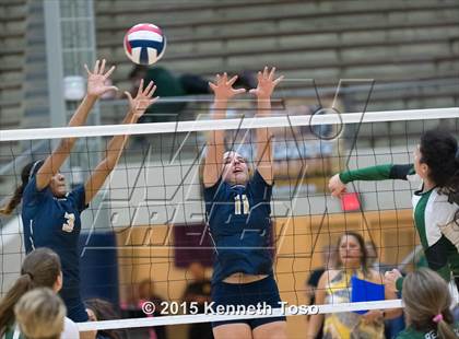 Thumbnail 1 in O'Connor vs Reagan (UIL 6A Regional Quarterfinal) photogallery.