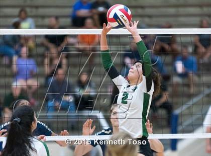 Thumbnail 2 in O'Connor vs Reagan (UIL 6A Regional Quarterfinal) photogallery.