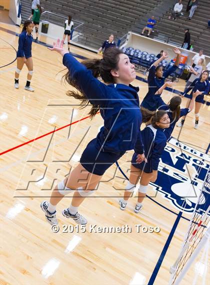 Thumbnail 1 in O'Connor vs Reagan (UIL 6A Regional Quarterfinal) photogallery.