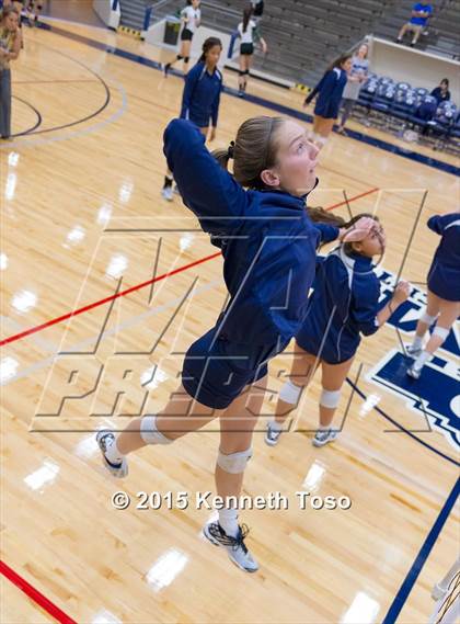 Thumbnail 2 in O'Connor vs Reagan (UIL 6A Regional Quarterfinal) photogallery.