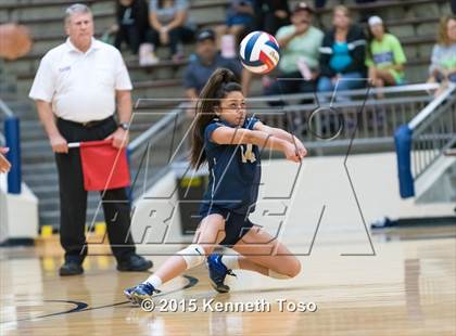 Thumbnail 2 in O'Connor vs Reagan (UIL 6A Regional Quarterfinal) photogallery.