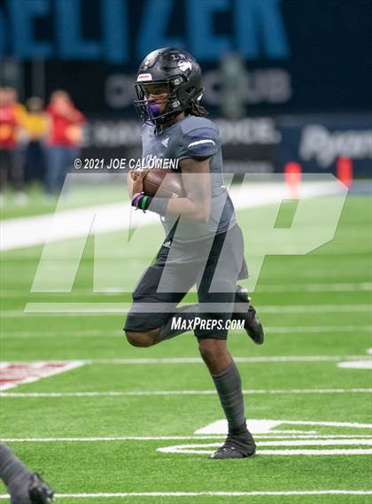 Thumbnail 2 in LBJ Austin vs Fredericksburg (UIL 4A D1 Quarterfinals) photogallery.
