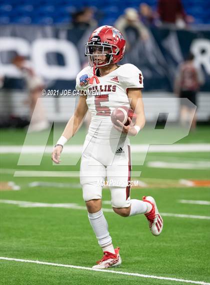 Thumbnail 2 in LBJ Austin vs Fredericksburg (UIL 4A D1 Quarterfinals) photogallery.
