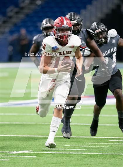 Thumbnail 2 in LBJ Austin vs Fredericksburg (UIL 4A D1 Quarterfinals) photogallery.
