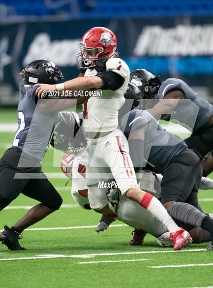 Thumbnail 2 in LBJ Austin vs Fredericksburg (UIL 4A D1 Quarterfinals) photogallery.
