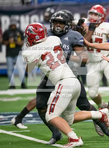 Thumbnail 1 in LBJ Austin vs Fredericksburg (UIL 4A D1 Quarterfinals) photogallery.