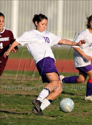 Thumbnail 2 in Paramount @ Lynwood (CIF SS Playoffs) photogallery.