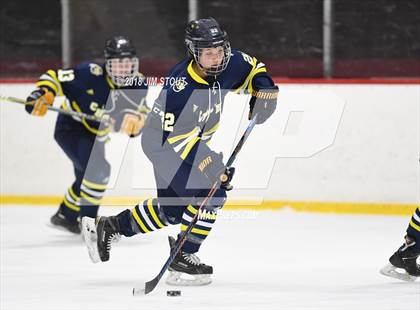 Thumbnail 2 in Kent vs. Choate (Patsy K. Odden Invitational) photogallery.