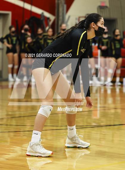 Thumbnail 2 in Tracy vs. Granite Bay (CIF SJS D2 Final) photogallery.