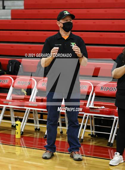 Thumbnail 2 in Tracy vs. Granite Bay (CIF SJS D2 Final) photogallery.