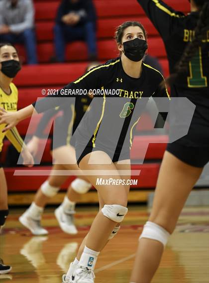 Thumbnail 2 in Tracy vs. Granite Bay (CIF SJS D2 Final) photogallery.