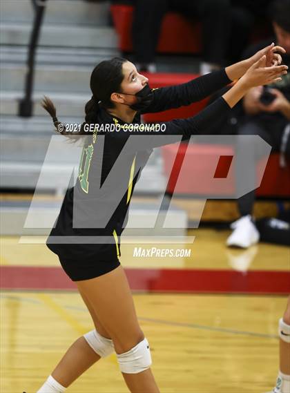 Thumbnail 2 in Tracy vs. Granite Bay (CIF SJS D2 Final) photogallery.