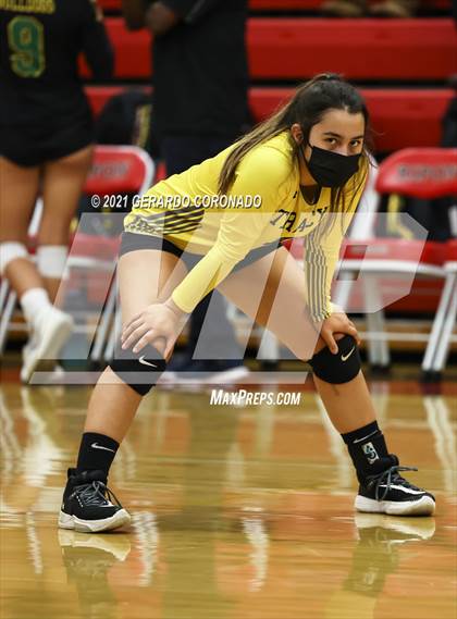 Thumbnail 2 in Tracy vs. Granite Bay (CIF SJS D2 Final) photogallery.