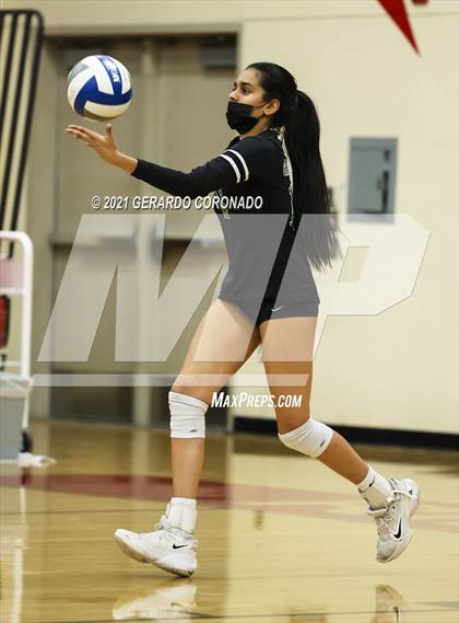 Thumbnail 3 in Tracy vs. Granite Bay (CIF SJS D2 Final) photogallery.