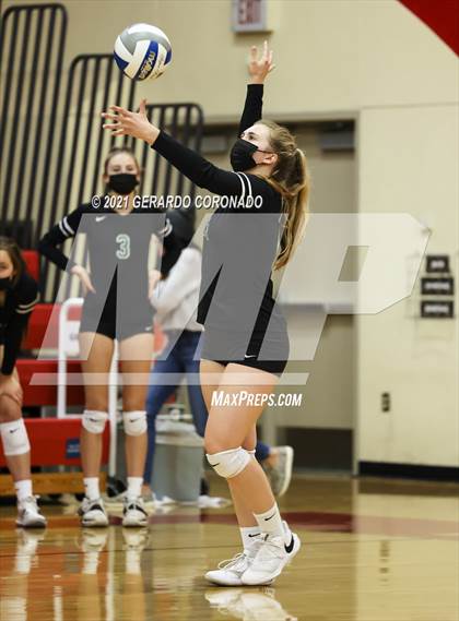 Thumbnail 3 in Tracy vs. Granite Bay (CIF SJS D2 Final) photogallery.