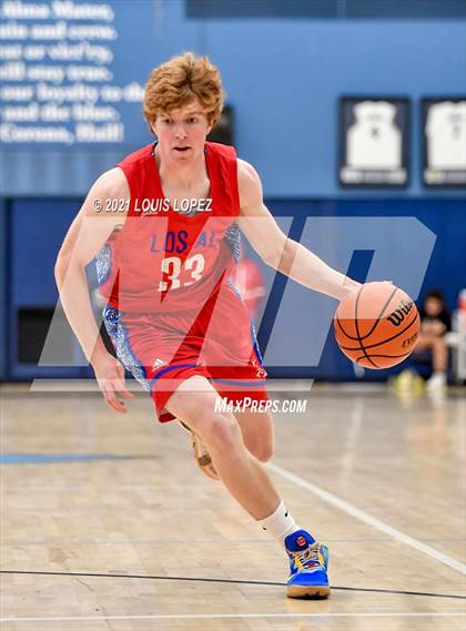 Thumbnail 2 in Los Alamitos vs. Santa Barbara (CDM Beach Bash Tournament) photogallery.