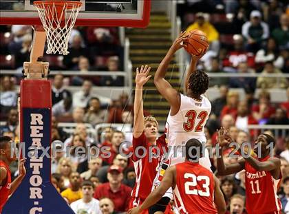 Thumbnail 1 in Rock Island vs. Centralia (IHSA Class 3A Final) photogallery.