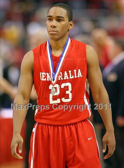 Thumbnail 3 in Rock Island vs. Centralia (IHSA Class 3A Final) photogallery.