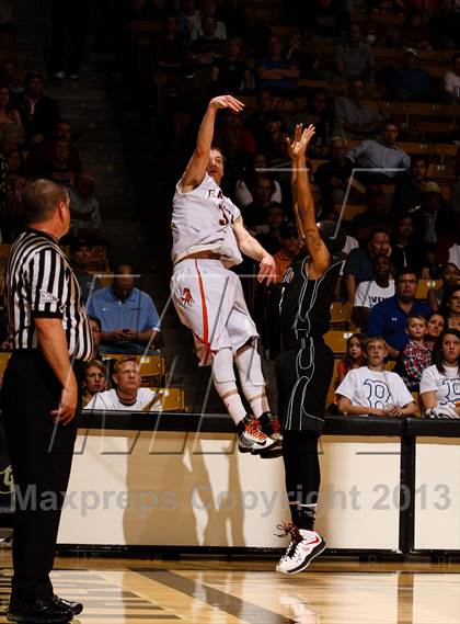 Thumbnail 3 in Wasson vs. Lewis-Palmer (CHSAA 4A Final Four) photogallery.