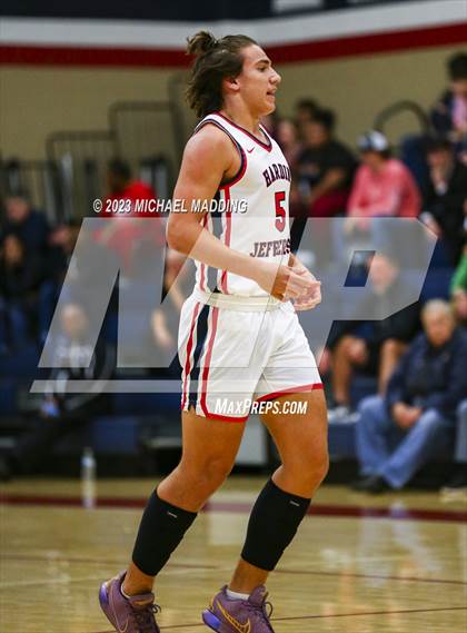 Thumbnail 3 in Hardin-Jefferson vs Tatum (Hardin-Jefferson Basketball Marathon) photogallery.