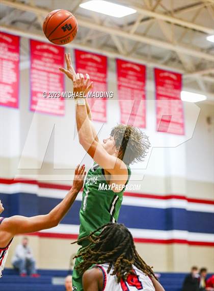Thumbnail 3 in Hardin-Jefferson vs Tatum (Hardin-Jefferson Basketball Marathon) photogallery.