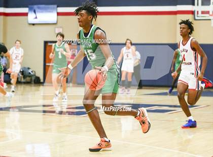 Thumbnail 2 in Hardin-Jefferson vs Tatum (Hardin-Jefferson Basketball Marathon) photogallery.