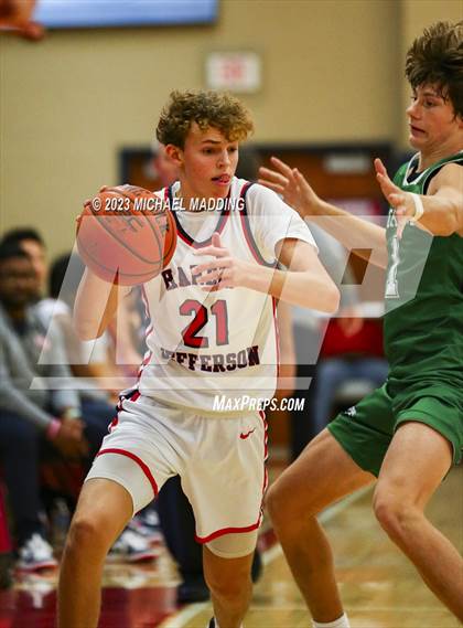 Thumbnail 2 in Hardin-Jefferson vs Tatum (Hardin-Jefferson Basketball Marathon) photogallery.