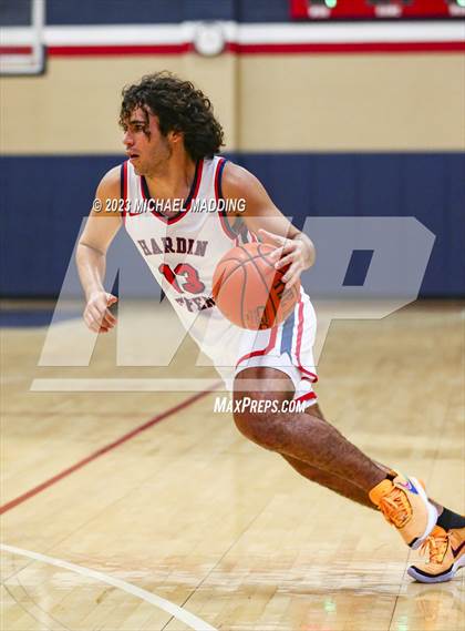 Thumbnail 3 in Hardin-Jefferson vs Tatum (Hardin-Jefferson Basketball Marathon) photogallery.
