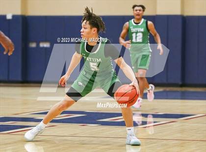 Thumbnail 1 in Hardin-Jefferson vs Tatum (Hardin-Jefferson Basketball Marathon) photogallery.