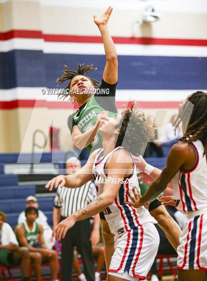 Thumbnail 1 in Hardin-Jefferson vs Tatum (Hardin-Jefferson Basketball Marathon) photogallery.