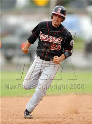 Thumbnail 3 in Roosevelt @ Huntington Park photogallery.