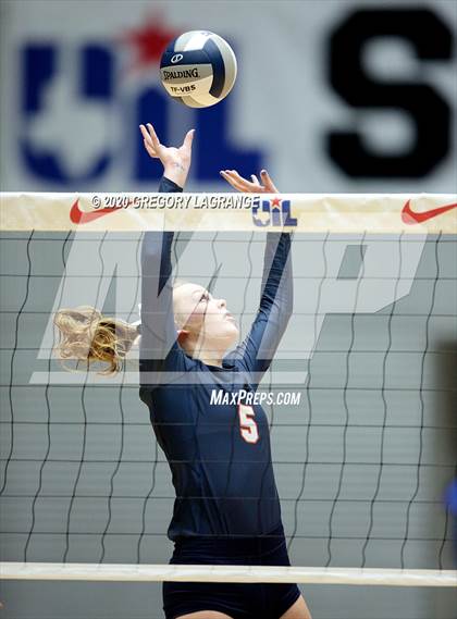 Thumbnail 2 in Seven Lakes vs Klein (UIL 6A Final) photogallery.