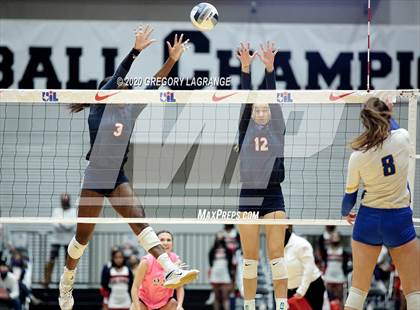 Thumbnail 2 in Seven Lakes vs Klein (UIL 6A Final) photogallery.