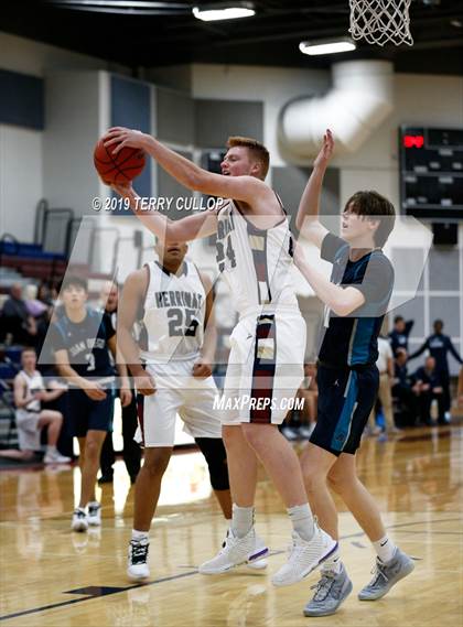 Thumbnail 2 in Juan Diego Catholic @ Herriman photogallery.