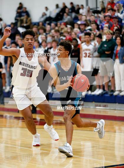 Thumbnail 1 in Juan Diego Catholic @ Herriman photogallery.