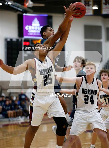 Thumbnail 2 in Juan Diego Catholic @ Herriman photogallery.