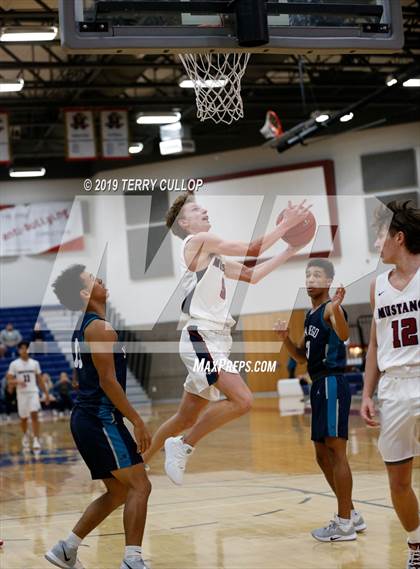 Thumbnail 1 in Juan Diego Catholic @ Herriman photogallery.