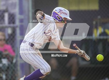 Thumbnail 2 in Rosepine vs Doyle (LHSAA 2A Quarterfinal Playoff) photogallery.