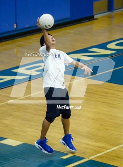 Thumbnail 2 in La Salle @ San Marino photogallery.