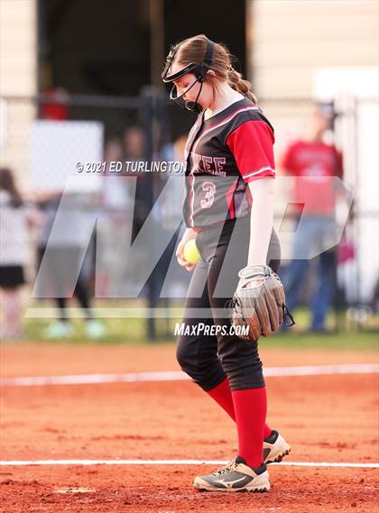 Thumbnail 2 in Etowah @ Cherokee photogallery.