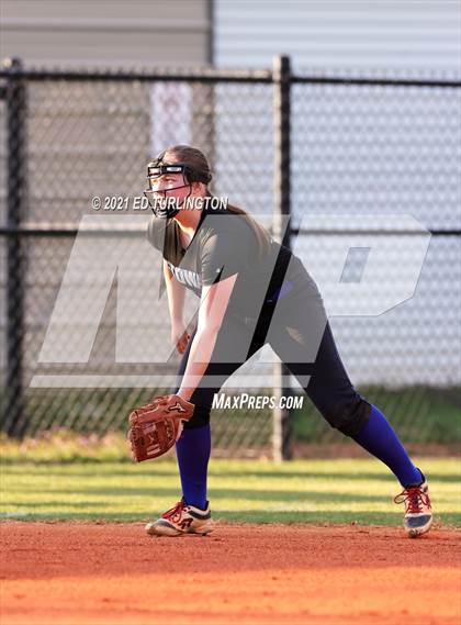 Thumbnail 2 in Etowah @ Cherokee photogallery.
