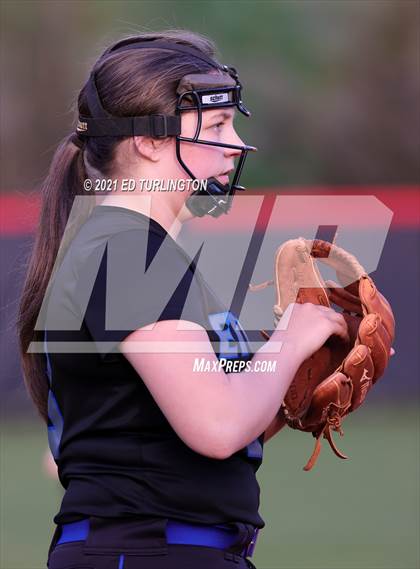 Thumbnail 1 in Etowah @ Cherokee photogallery.