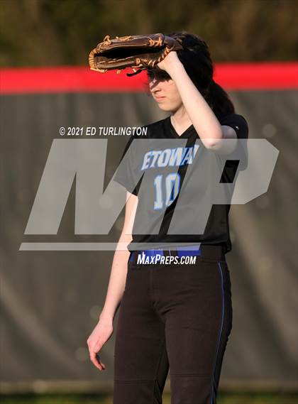 Thumbnail 1 in Etowah @ Cherokee photogallery.