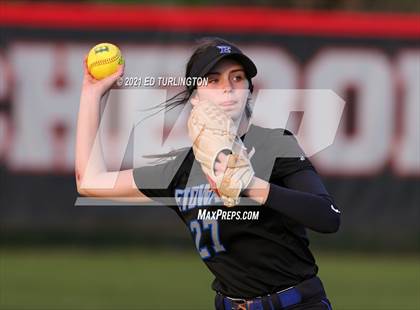 Thumbnail 1 in Etowah @ Cherokee photogallery.